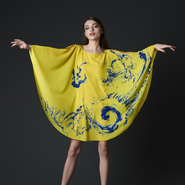 Poncho Dress/Kanji and Japanese Dragon_yellow